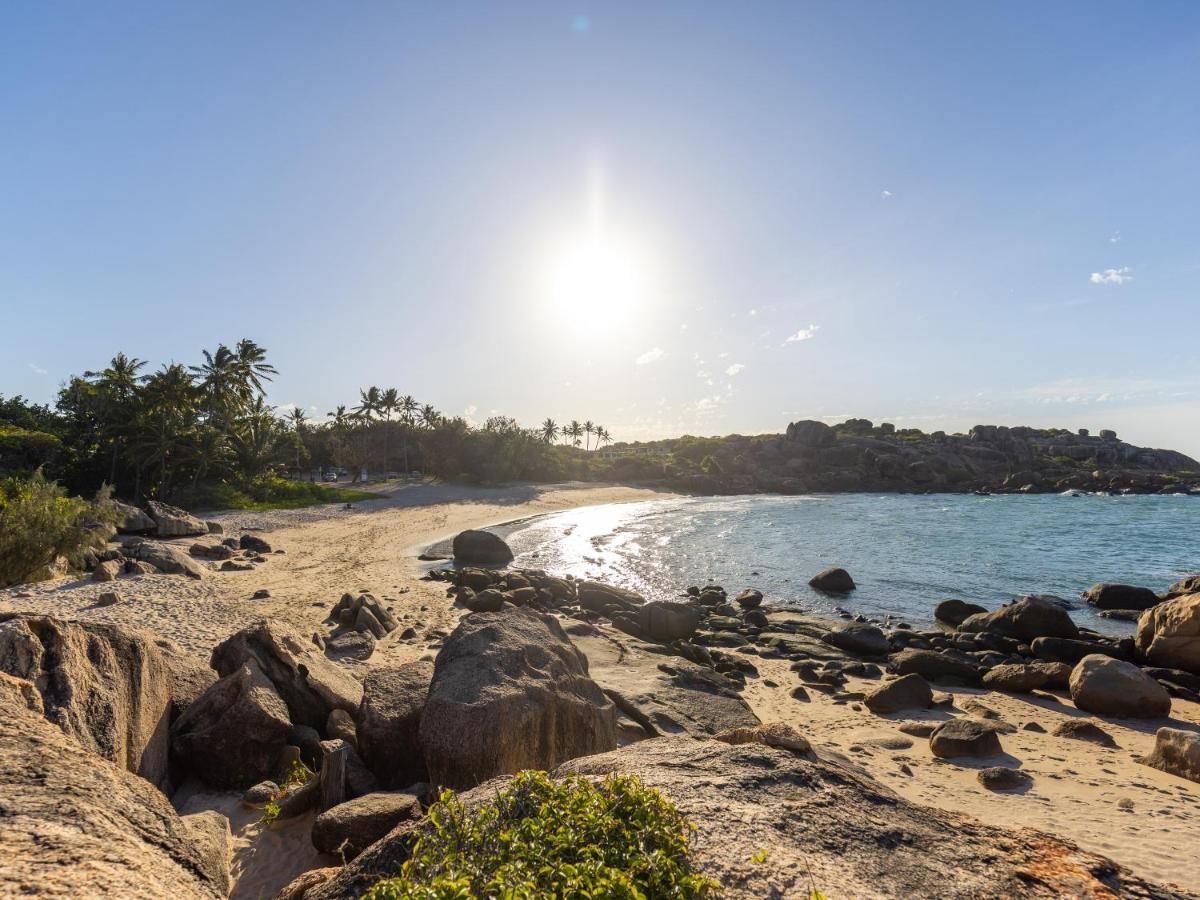 Nrma Bowen Beachfront Holiday Park Exterior foto