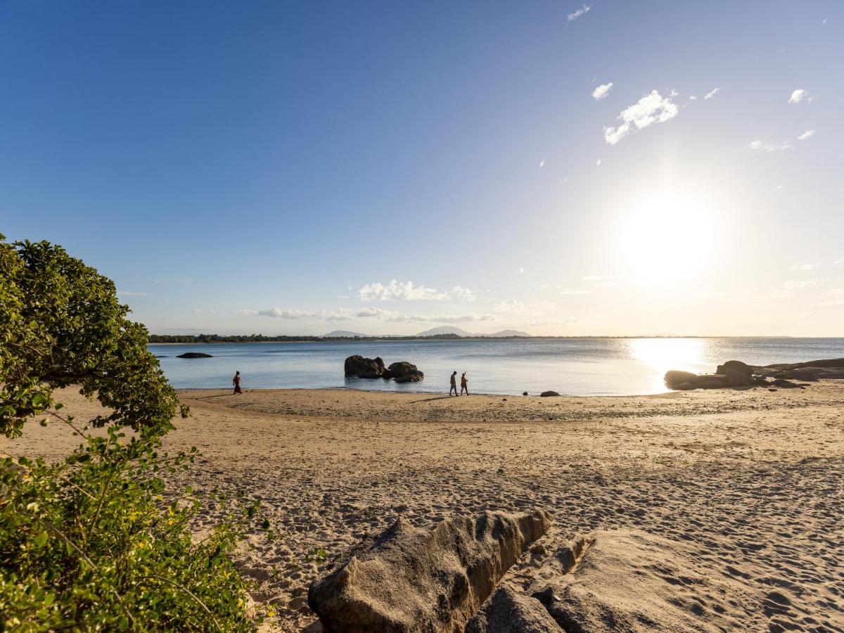 Nrma Bowen Beachfront Holiday Park Exterior foto