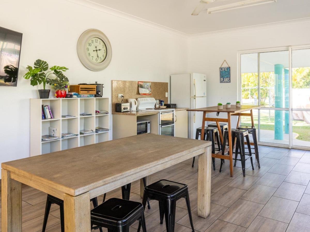 Nrma Bowen Beachfront Holiday Park Exterior foto