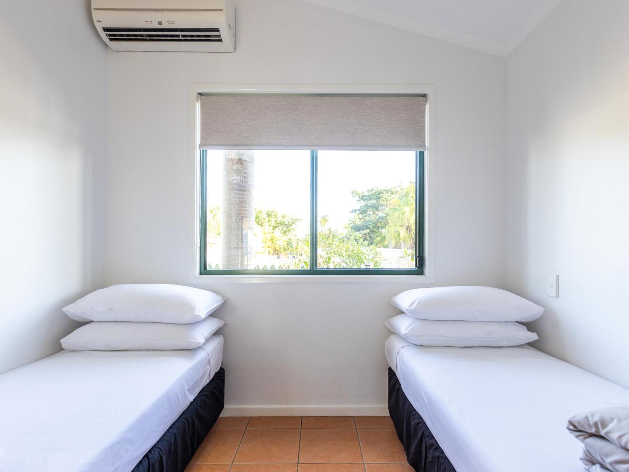 Nrma Bowen Beachfront Holiday Park Habitación foto