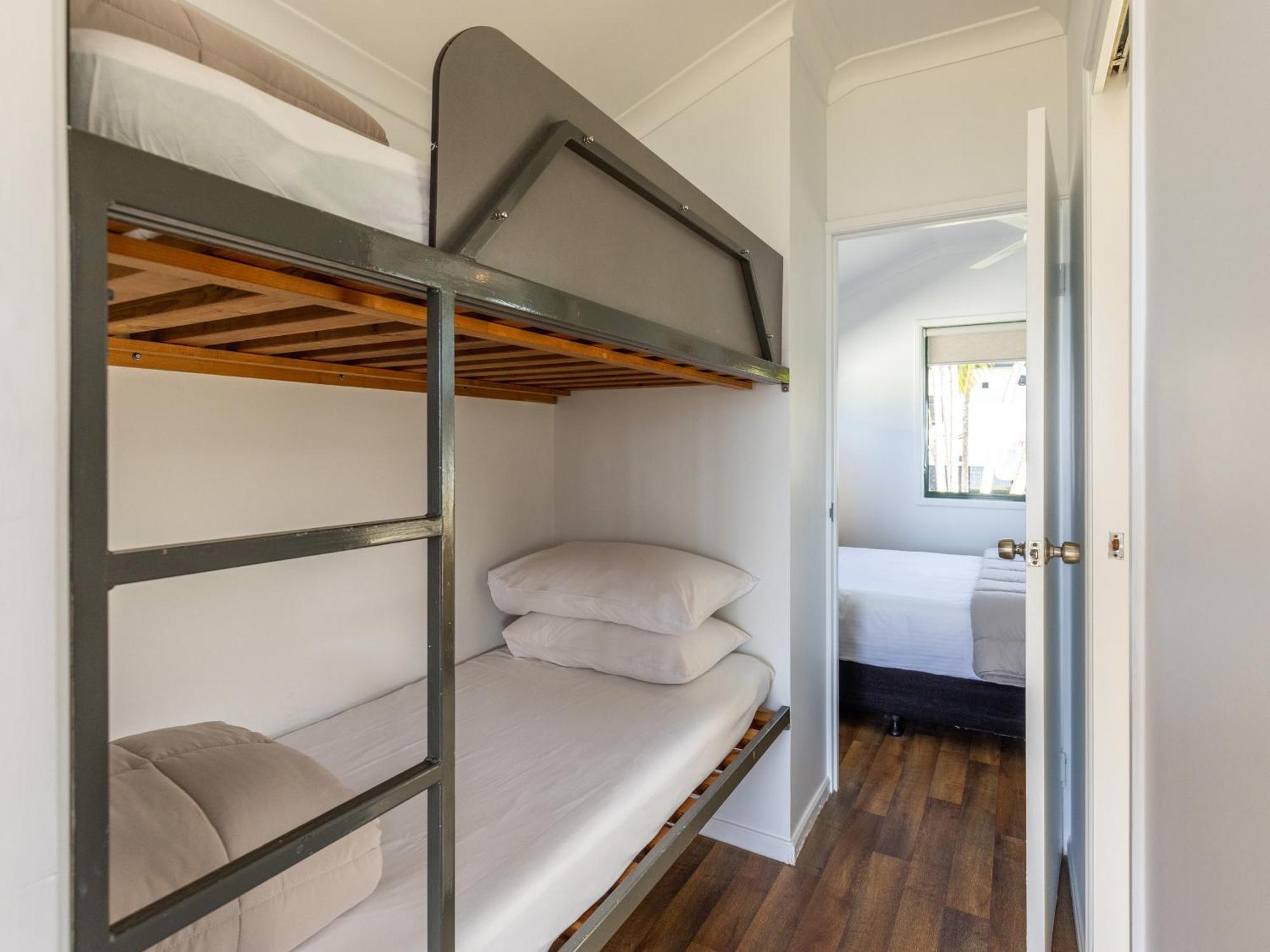 Nrma Bowen Beachfront Holiday Park Habitación foto